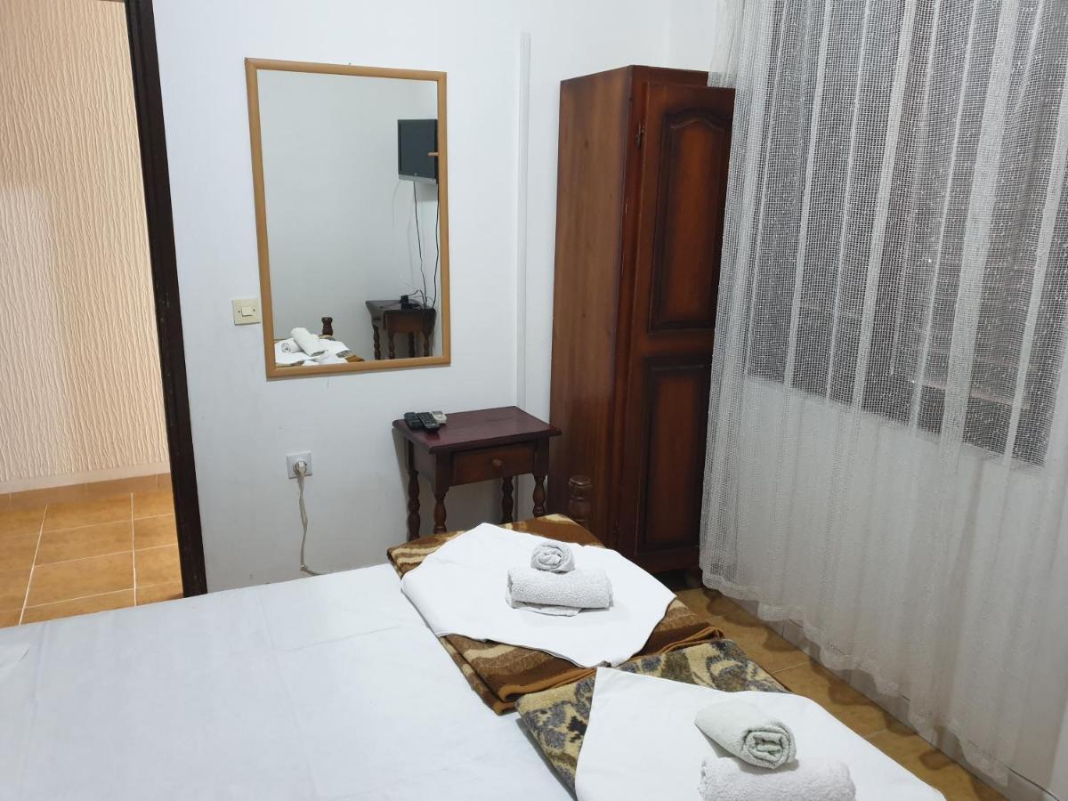 Apartments Regina Сутоморе Екстер'єр фото